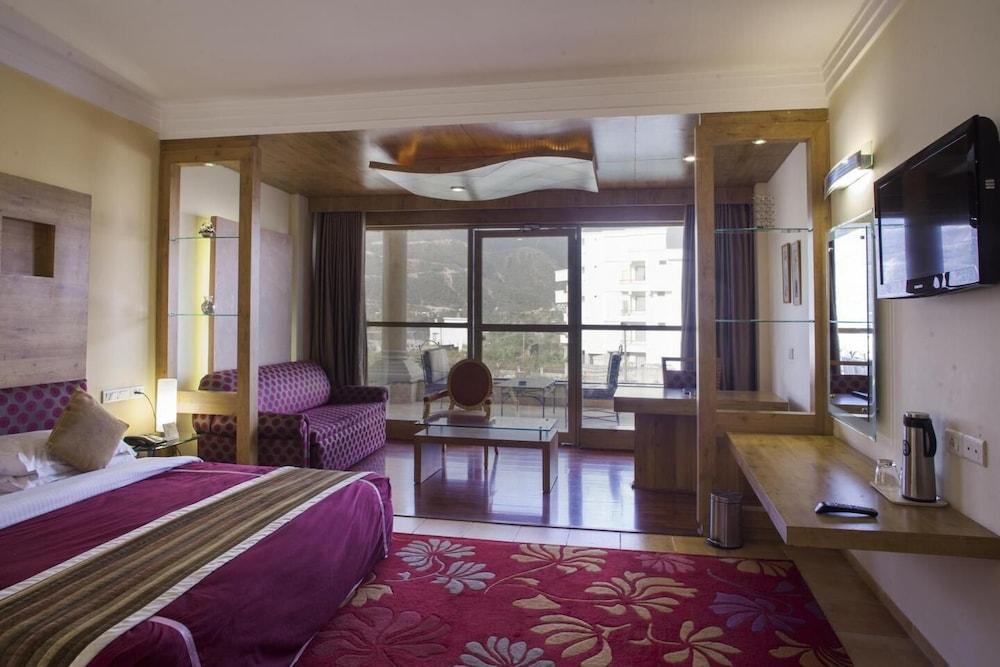 K C Residency Vaishnodevi Hotel Katra  Exterior photo