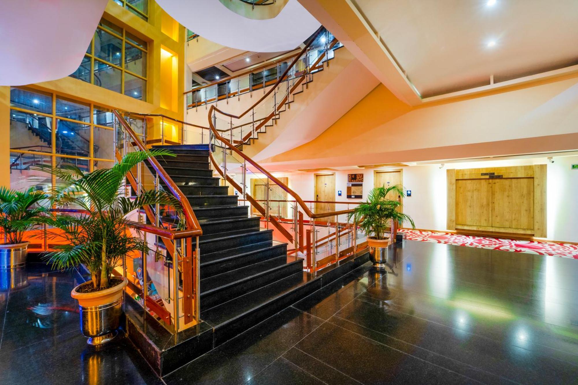 K C Residency Vaishnodevi Hotel Katra  Exterior photo