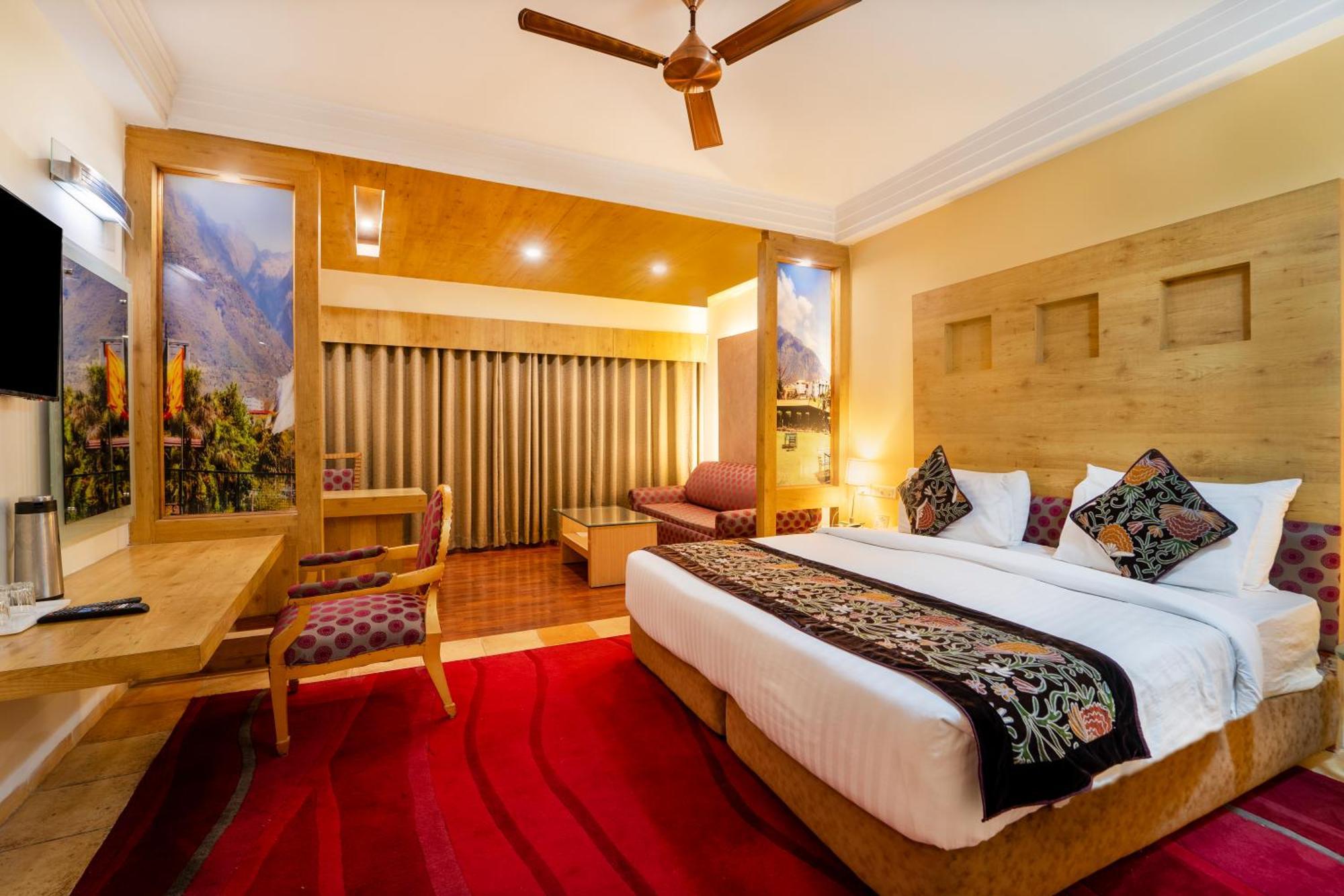 K C Residency Vaishnodevi Hotel Katra  Exterior photo