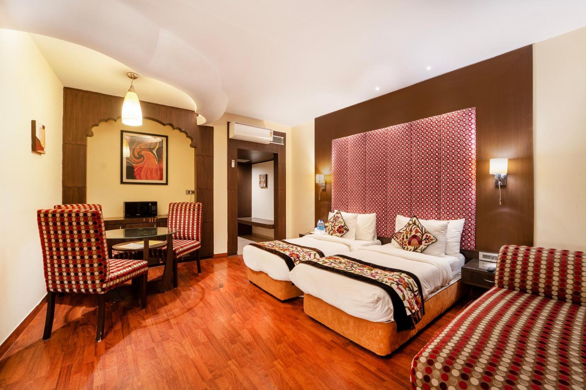 K C Residency Vaishnodevi Hotel Katra  Exterior photo