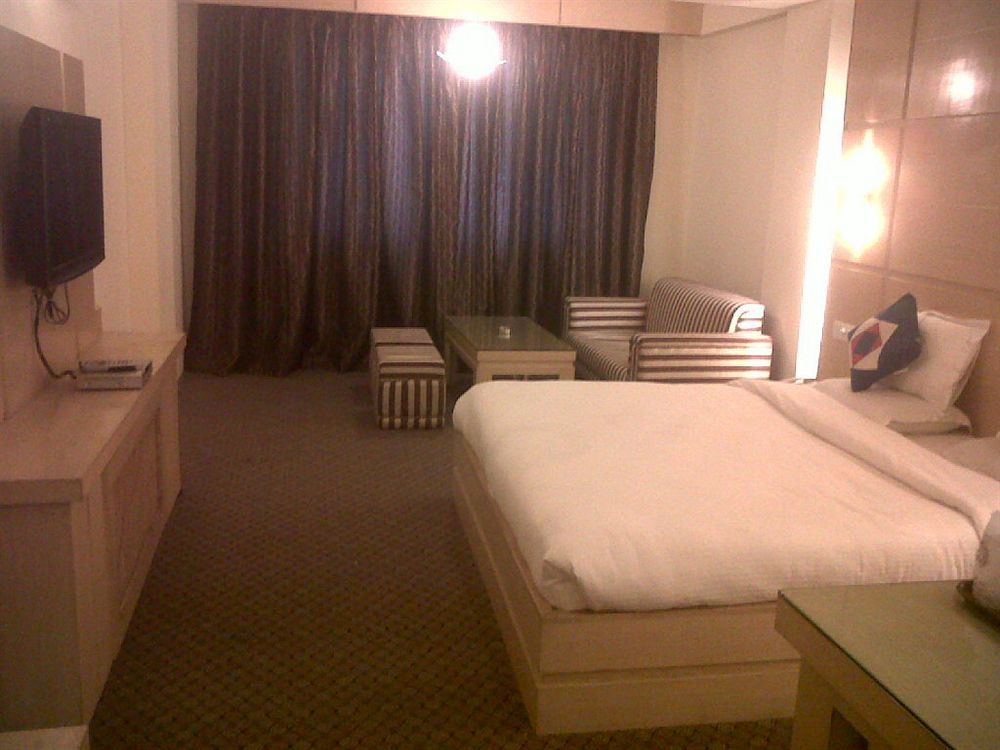 K C Residency Vaishnodevi Hotel Katra  Exterior photo