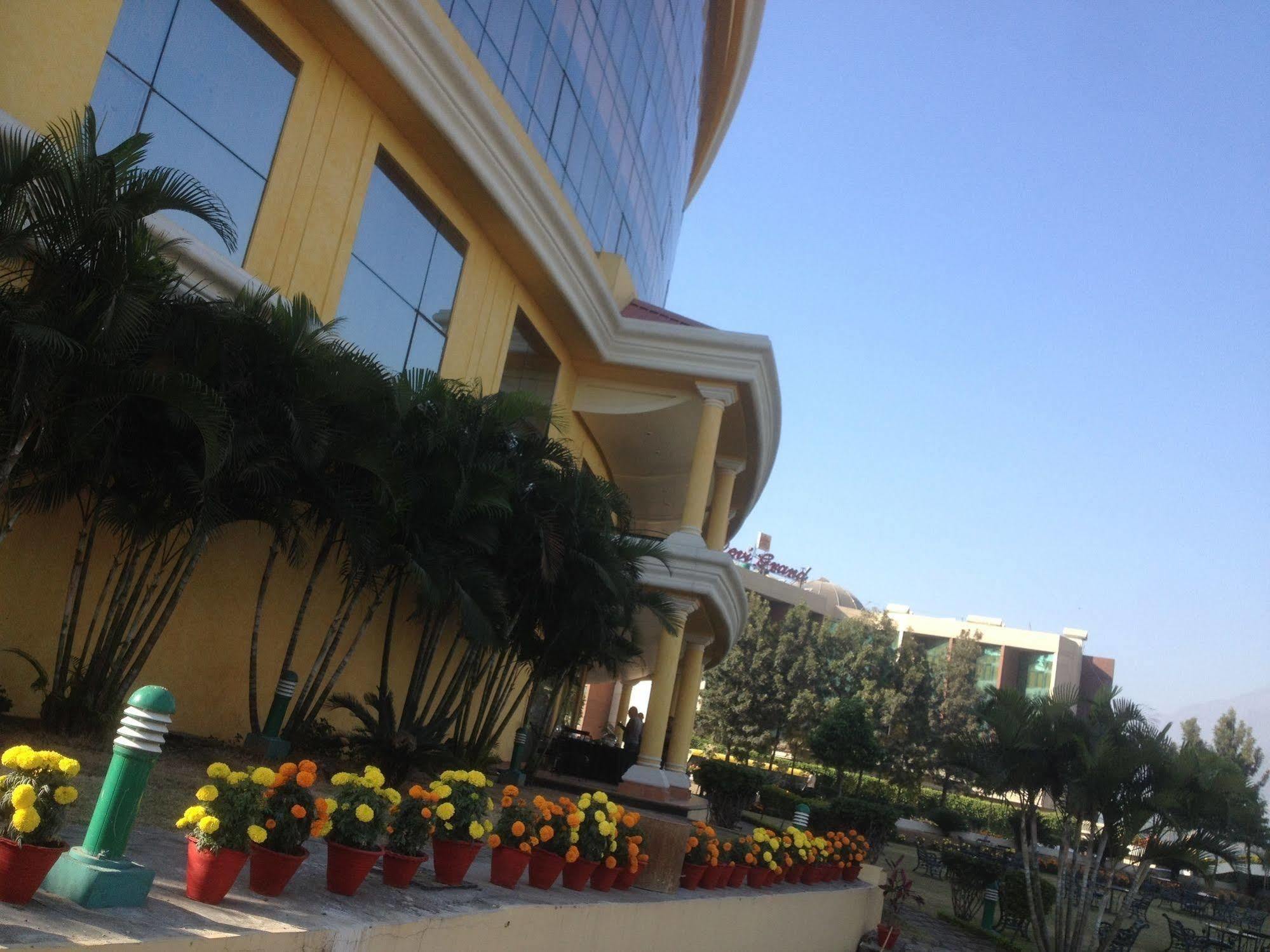 K C Residency Vaishnodevi Hotel Katra  Exterior photo